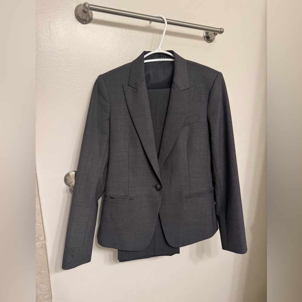 Theory Merino Wool Pant Suit Set